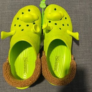 Shrek crocs size 11 NWT